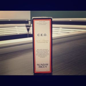 Sunday Riley Cleansing Oil (C.E.O)